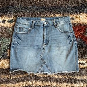 Hem & Thread Stretch Denim Skirt